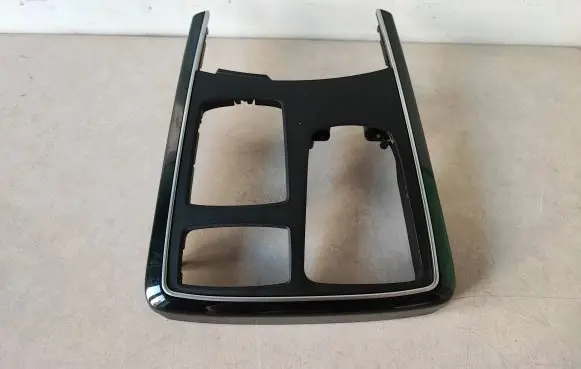 Mercedes-Benz GLE (W166 - C292) Other center console (tunnel) element A1666800803