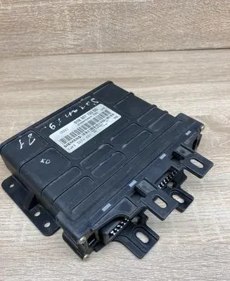 Volkswagen PASSAT B5 Gearbox control unit/module 01N927733DG 5WK33254