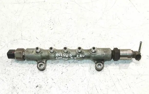 Toyota Avensis T250 Fuel main line pipe 062103H00250