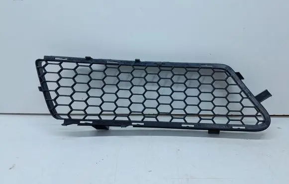 Alfa Romeo 159 Front bumper lower grill 156057605 0156089639 156089639