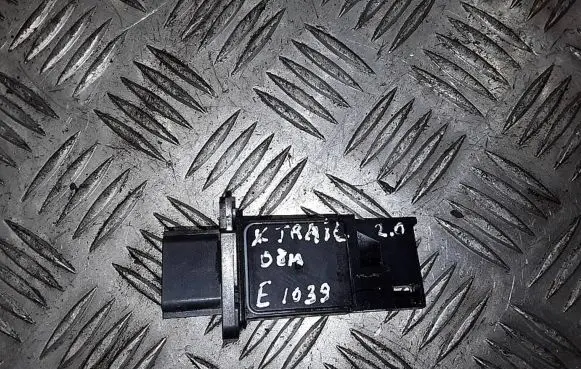 Nissan X-Trail T31 Mass air flow meter AFH70M38