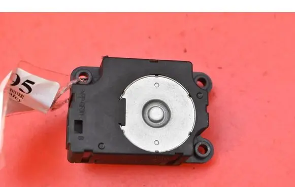 Citroen DS4 Air flap motor/actuator T1006419G