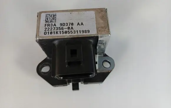 Ford Mustang VI Fuel level meter relay FR3A9D370AA