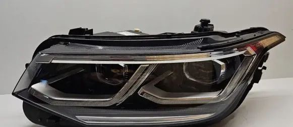 Volkswagen Tiguan Headlight/headlamp 5NB941081C W127