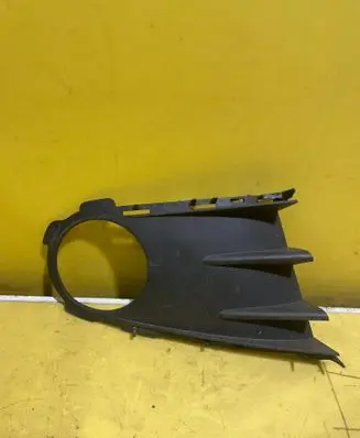 Renault Modus Front fog light trim/grill 8200311701