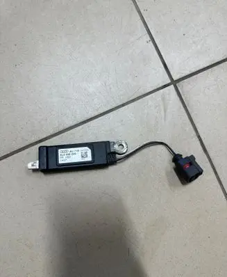 Audi Q7 4L Antenna control unit 4L0035225 12970000