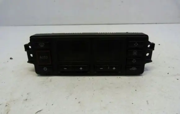 Audi A3 S3 8L Climate control unit 8L0820043M