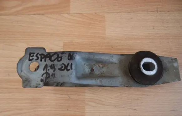 Renault Espace - Grand espace IV Engine mount vacuum valve 