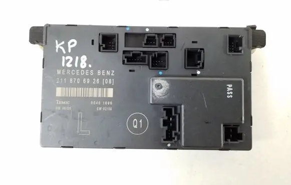 Mercedes-Benz E W211 Door control unit/module A2118706926