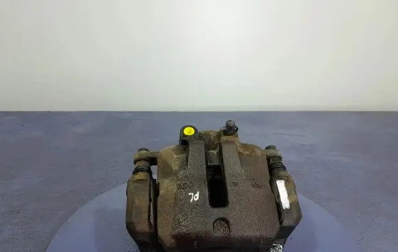 Opel Insignia A Front brake caliper