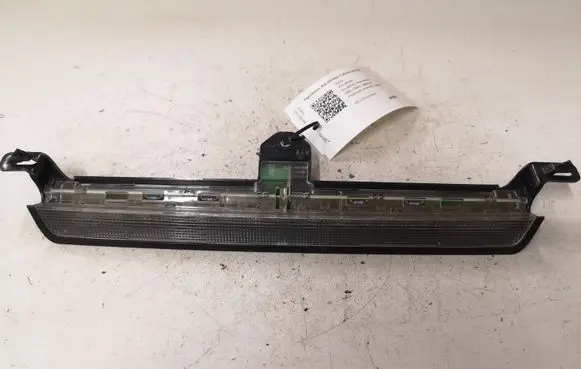 Volvo V70 Third/center stoplight 8658948 152690