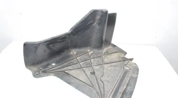 Audi A4 S4 B8 8K Front wheel arch liner splash guards 8K0825219A