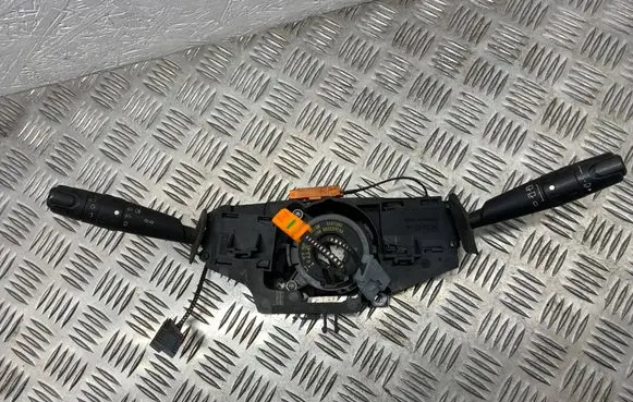 Peugeot 406 Indicator stalk 61557024