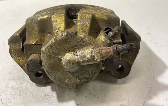 BMW 5 E39 Front brake caliper