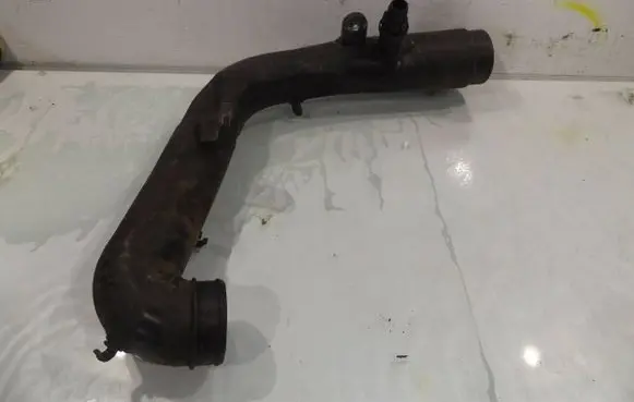 Volkswagen Golf V Intercooler hose/pipe 1K0129654AA
