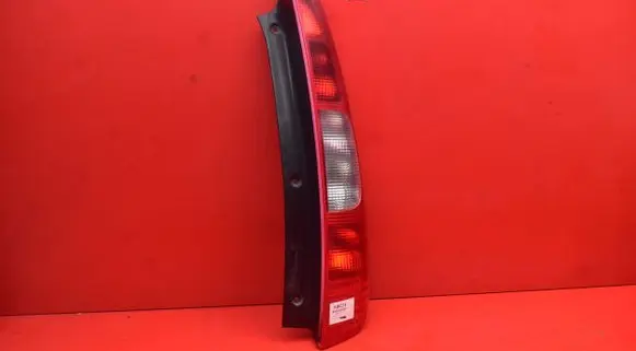 Mitsubishi Colt Rear/tail lights MR957374