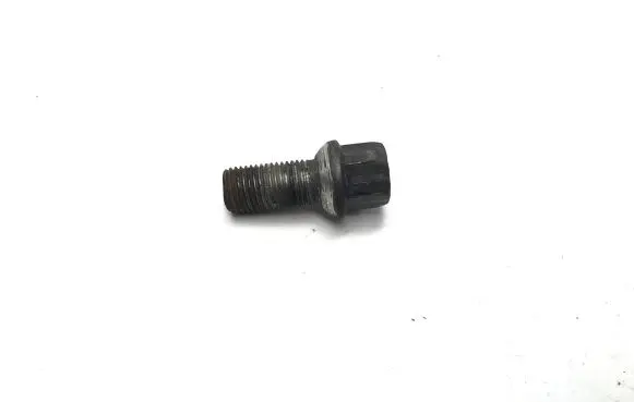 Volkswagen Golf VII Nuts/bolts 
