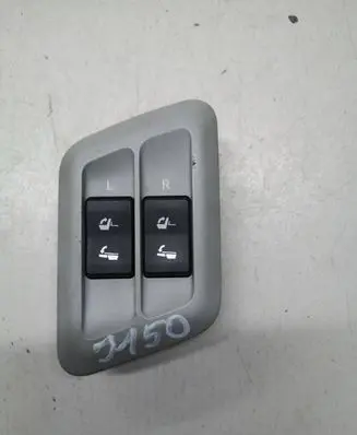 Toyota Land Cruiser (J150) Seat control switch 18B189