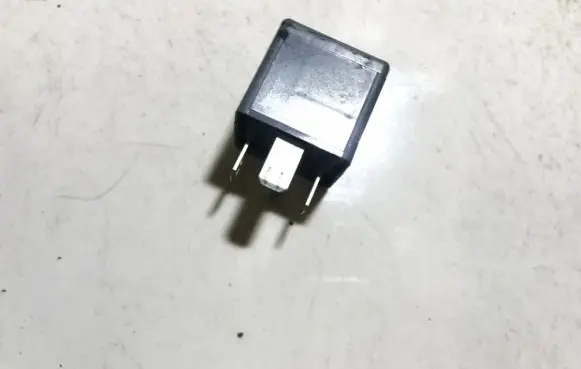 Audi A6 S6 C5 4B Other relay 8d0951253 v23134b52x301
