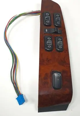 Mercedes-Benz S W220 Seat belt height adjuster 