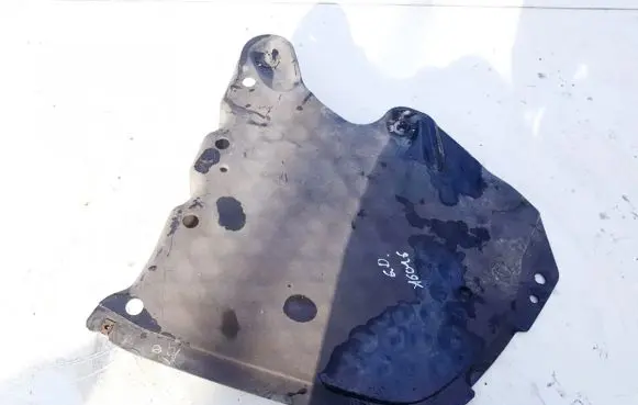 Engine splash shield/under tray
