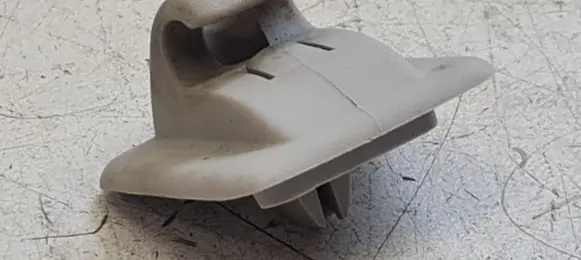 Sun visor clip/hook/bracket
