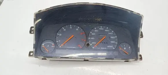 Mazda 626 Speedometer (instrument cluster) GJ89E