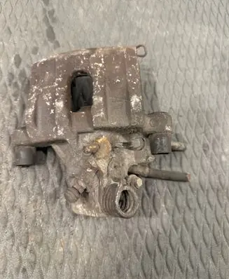 Ford Focus Rear brake caliper
