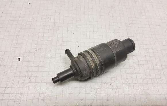 Audi A4 S4 B5 8D Windscreen/windshield washer pump 4A0955651
