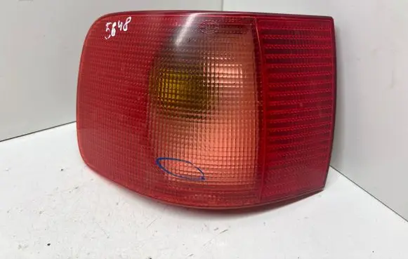 Audi A6 S6 C4 4A Rear/tail lights 138007