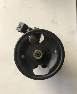 Nissan Maxima Power steering pump