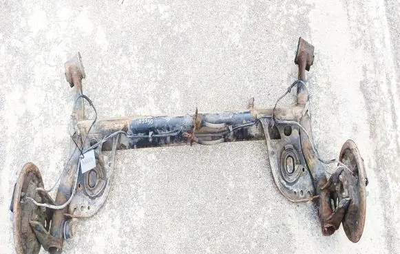 Nissan Note (E11) Rear subframe 