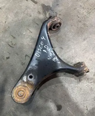 Land Rover Discovery 4 - LR4 Front upper control arm/wishbone LR051614