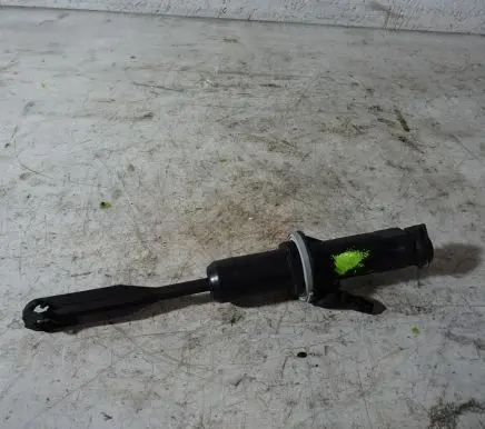 Dacia Sandero Clutch master cylinder 82004240048