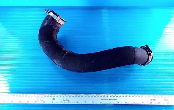 Audi A4 S4 B8 8K Intercooler hose/pipe 8K0145738M
