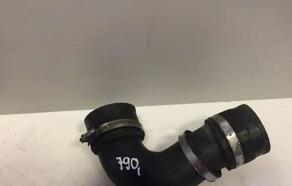 Volvo V70 Intercooler hose/pipe 30696253