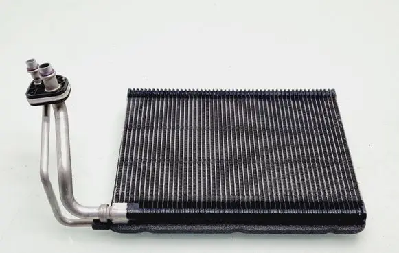 BMW 3 F30 F35 F31 Air conditioning (A/C) radiator (interior) 