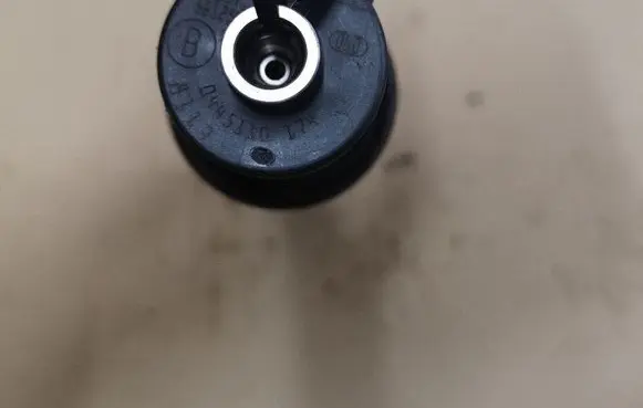 Opel Astra H Fuel injector 0445110174