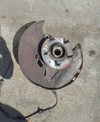 Opel Insignia A Front wheel hub