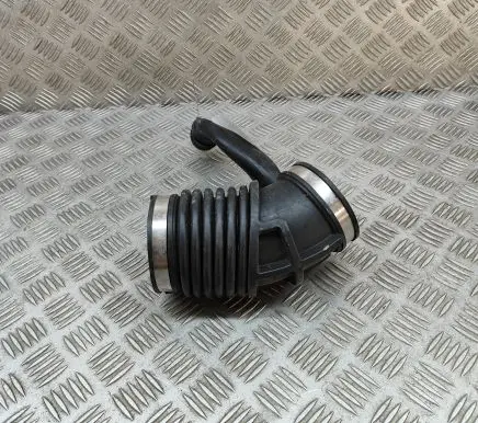 BMW X7 G07 Air intake hose/pipe 8596829