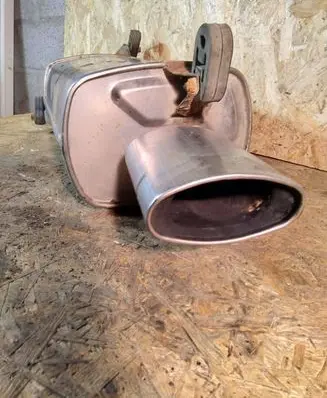 Volvo S40, V40 Rear muffler/silencer tail pipe 30865614 0251