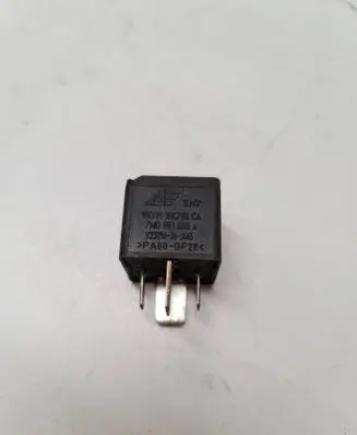 Volkswagen Touran I Other relay 7M0951253A V23136J6X45
