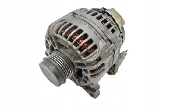 Volkswagen PASSAT B5.5 Generator/alternator 06F903023F