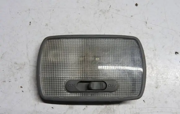 Honda CR-V Front door interior light 