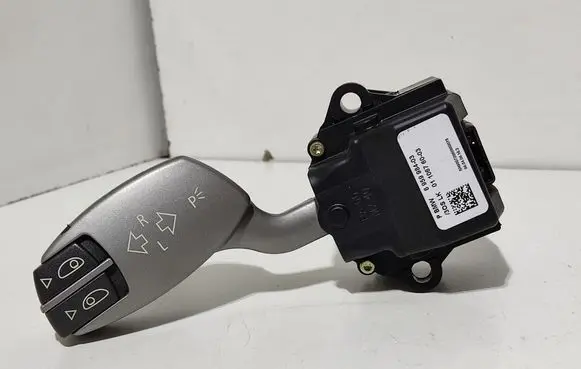 BMW 7 E65 E66 Indicator stalk 6959984 695998403