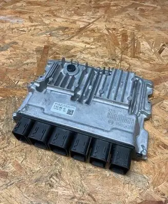 BMW 1 F40 Engine control unit/module ECU GREGTHR54654654