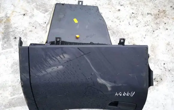 Honda Civic Glove box 77500smgg010 77500-smg-g010