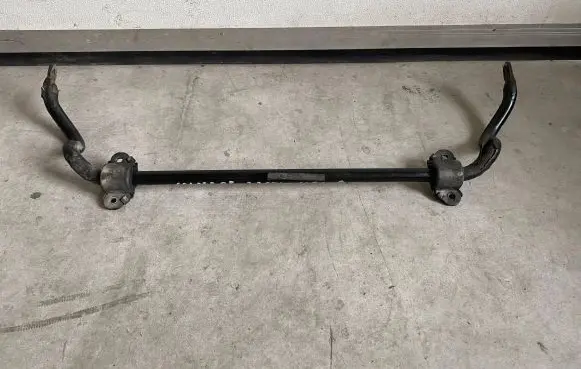 Mercedes-Benz C W204 Front anti-roll bar/sway bar A2043230765