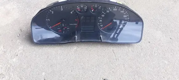 Audi A4 S4 B5 8D Speedometer (instrument cluster) 8D0919861A