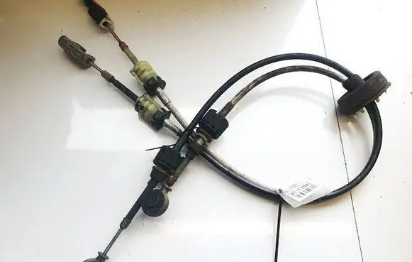 Opel Astra H Gear shift cable linkage 55350266EK